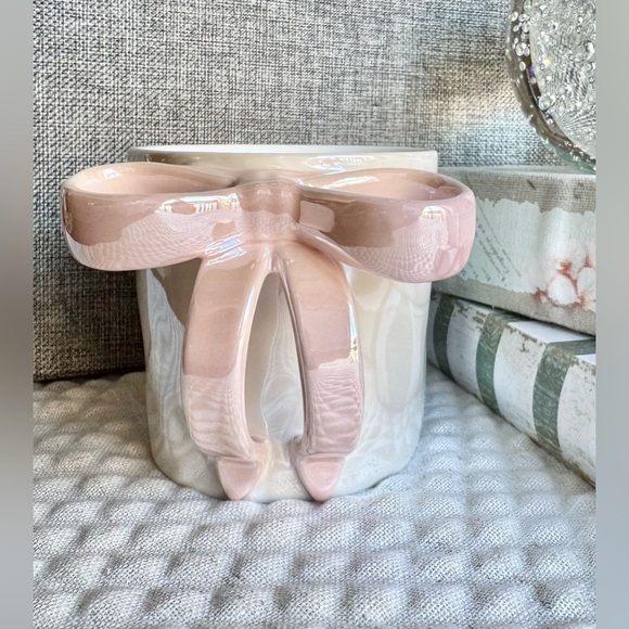 New Trendy Pink Bow Iridescent Textured Ceramic Coffee Tea Mug Cup 12oz w/ Box - Picture 3 of 10